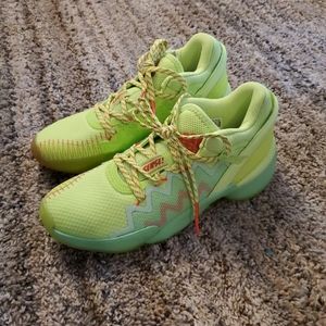 Adidas DON issue #2 spidey shoes